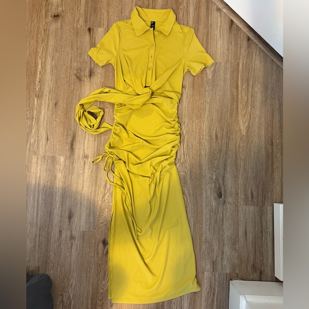 Green Drawstring Maxi Dress - Picture 7 of 7